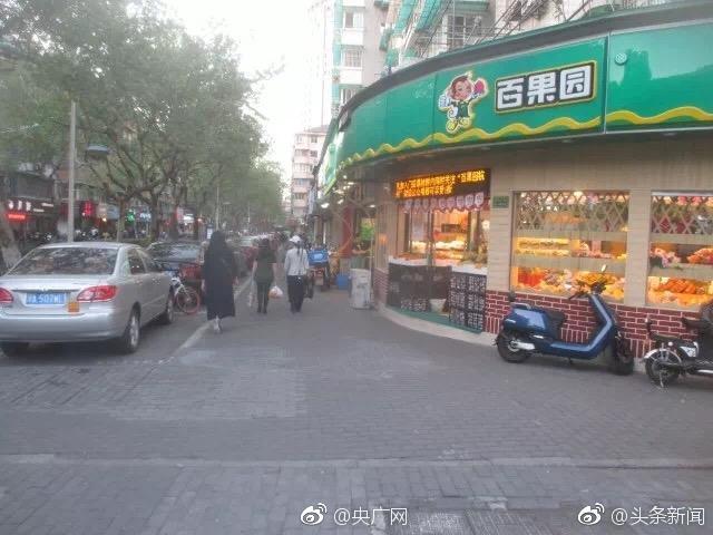 张津瑜落地窗酒店的个性化设计