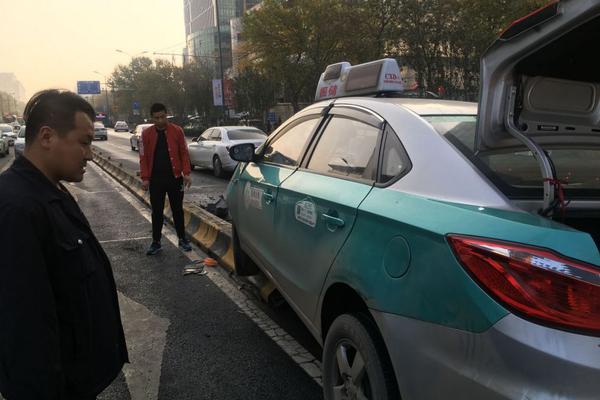 凯发k8官方首页巨婴云幡