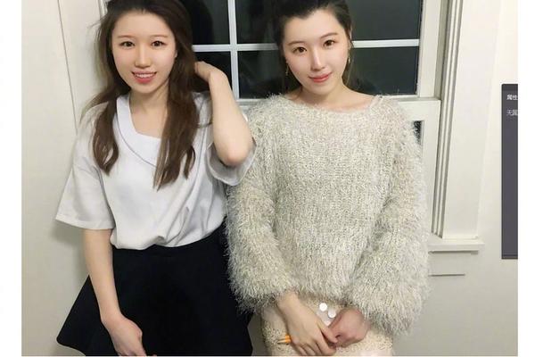 {随机关键词}